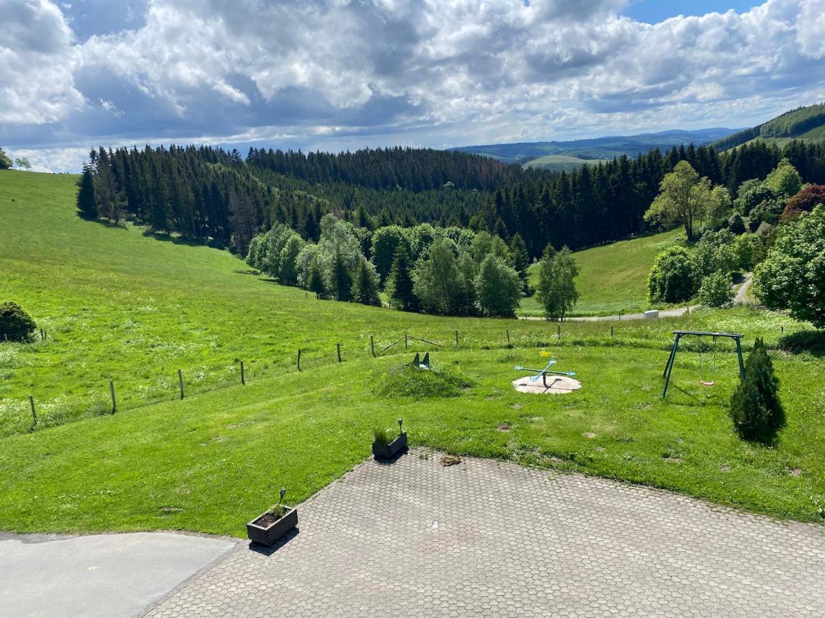 Berghotel Lenneplaetze Winterberg Exterior foto